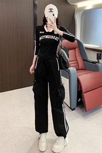 女装/女士精品套装/学生校服/工作制服时尚套装2024年秋季长袖套图片