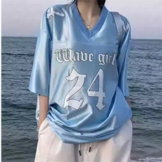 蓝色