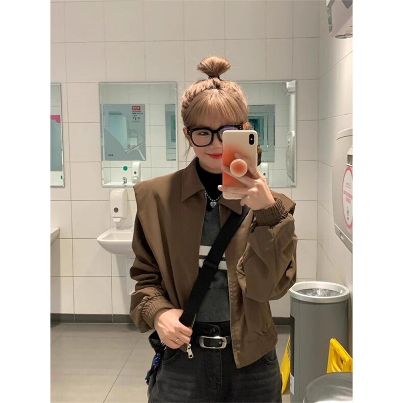 美拉德棕色短款外套女春秋季独特超好看又酷又飒的小个子夹克上衣图片