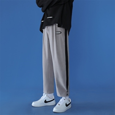 灰色