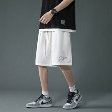 白色