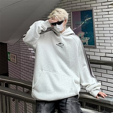 灰色