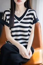 冰丝针织拼色假两件小飞袖T恤女2025夏透气宽松显瘦短袖上衣t恤衫，女装针织衫/毛衣，郡淞羊绒