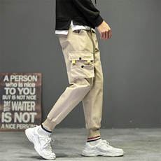 卡其色