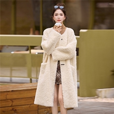 2025新款小泰迪2C256-655-P285-K385休闲皮毛一体毛绒保暖外套，女装皮草，2C256