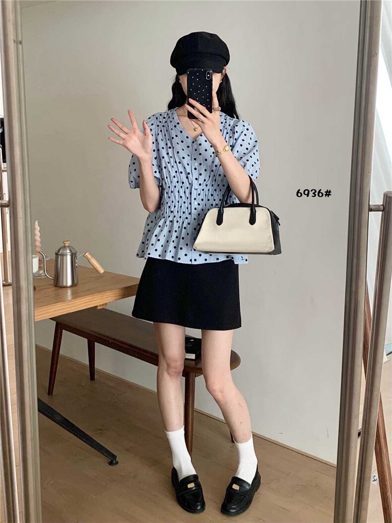 2025年夏季波点宽松精梳水洗很薄很舒适的纯棉小T,女装T恤,洛丽兰可