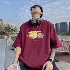 酒红色