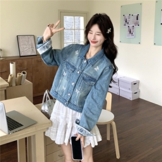 现货！现货！2026年春秋新款时尚洋气蝴蝶绣牛仔短款外套女，女装短外套，2C306
