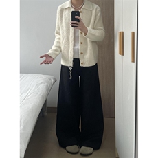 米白色