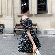 夏季新款方领碎花短款连衣裙B190-82376-P100-K148，女装连衣裙，辉之琳