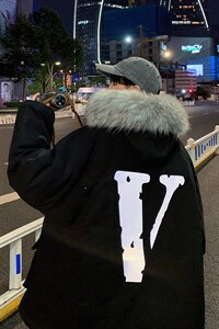 D17 P138 控168 反光大V 港风冬季连帽迷彩大码棉衣外套图片