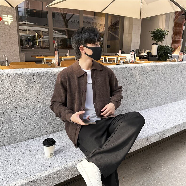 2025新中式翻领斜襟盘扣针织衫毛衣女冬季新款风红色打底衫上衣图片