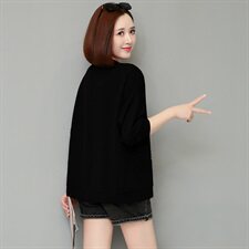 2021春秋季新款简约圆领侧边开叉舒适打底衫，女装T恤，依万里