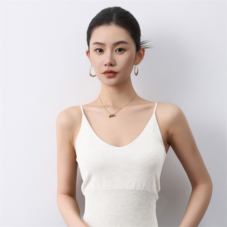 新款羊毛女马甲V领无袖背心短款针织衫,女装背心吊带,庆大羊绒