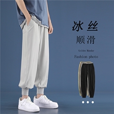 卡其色