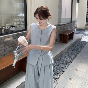 蓝色淡人气质老钱风无袖马甲套装女2025新款夏季休闲阔腿裤两件套图片