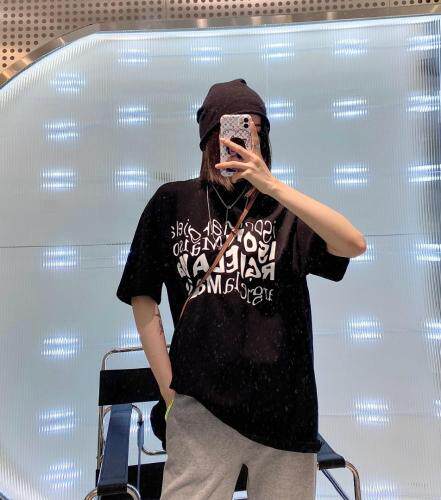 欧美潮范儿英文字母印花T，女装，LOVELS