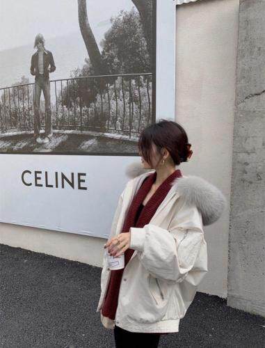 冬款雪山派克狐狸毛领兔毛外套，女装，青菜萝卜