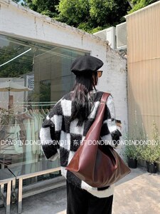 现货 羊毛拉架拼色棋盘格毛衣图片