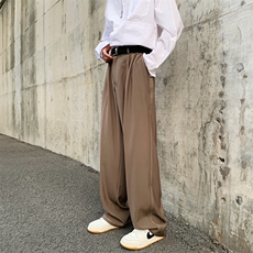棕绿色
