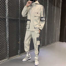 卡其色