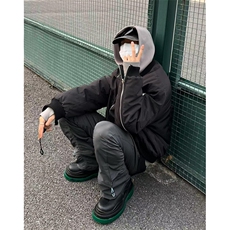 灰色