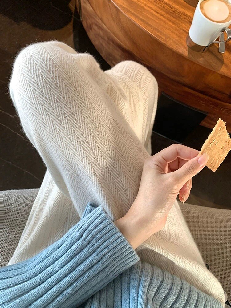 秋冬新款女时尚百搭显瘦纯色简约休闲裤高腰宽松直筒长裤舒适保暖,女装休闲裤,恩泰羊绒