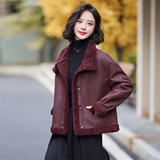 现货皮毛一体羊羔毛外套女短款2024秋冬新款加绒加厚外套，女装羊羔毛/颗粒绒，美拉德工厂直营店