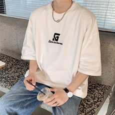 白色