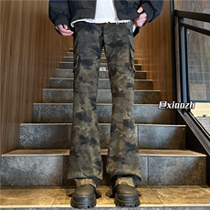 军绿色