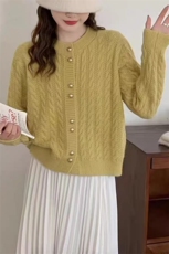新款纯色单排扣圆领针织开衫时尚休闲百搭，女装针织衫/毛衣，锦瑟羊绒