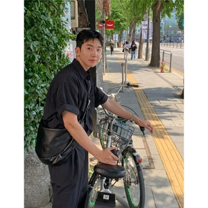 2025夏季上衣韩版五分短袖衬衫男新款潮流纯色中袖衬衣908P45图片