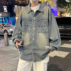 蓝色