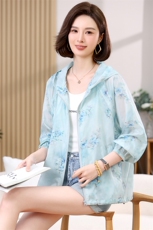 2025夏季新款防晒服短款薄款印花休闲帽防晒皮肤衣，女装防晒衣，悦见她