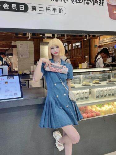 牛仔，女装，春霓公主