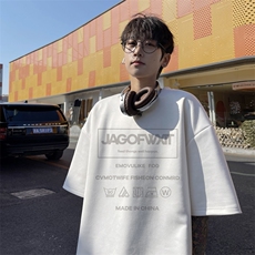 白色