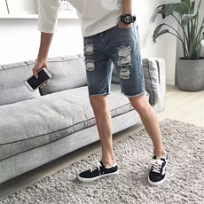 蓝色