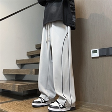 灰色