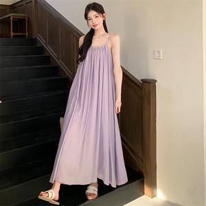 夏季2025新款女装法式紫色温柔吊带连衣裙小众设计感气质仙女长裙图片