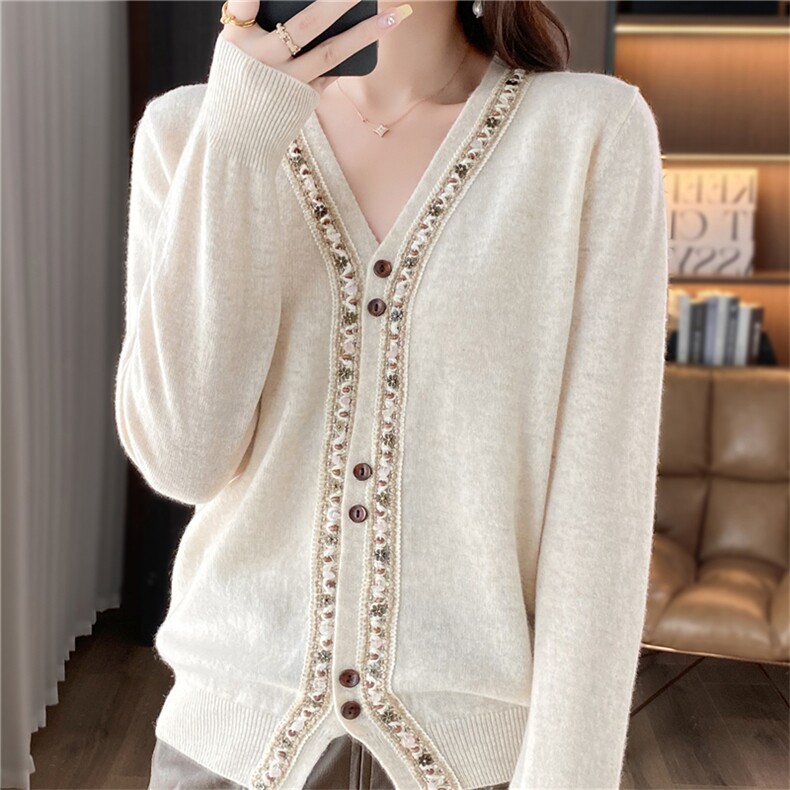 2025年秋季新款复古手工串珠针织开衫时尚百搭，女装针织衫/毛衣，梵泰羊绒