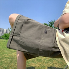 军绿色