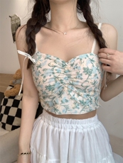 小清新网红减龄法式碎花吊带背心带胸垫设计感内搭外穿短款上衣女，女装背心吊带，梦白服饰厂