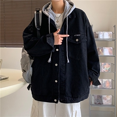 黑色
