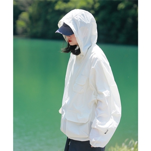 糖果色夏季薄款防晒衣服女设计感多口袋户外潮牌工装冲锋衣外套bf,荧光绿的鞋子该怎么搭配衣服图片