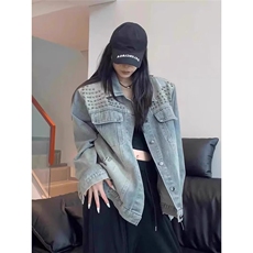 蓝色