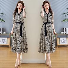 《现货新品》轻薄中袖气质舒适印花连衣裙，女装连衣裙，魅丽静蓝