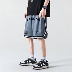 灰色