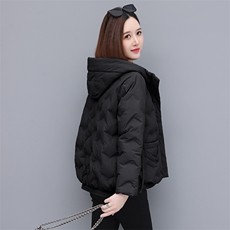 时尚气质休闲连帽羽绒服秋冬新款保暖轻薄外套，女装羽绒服，依恋蒂丝