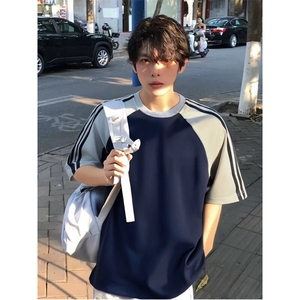 抖音得物品质二开240克宽松纯棉美式潮牌插肩三杠织带短袖T恤图片