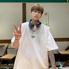 白色